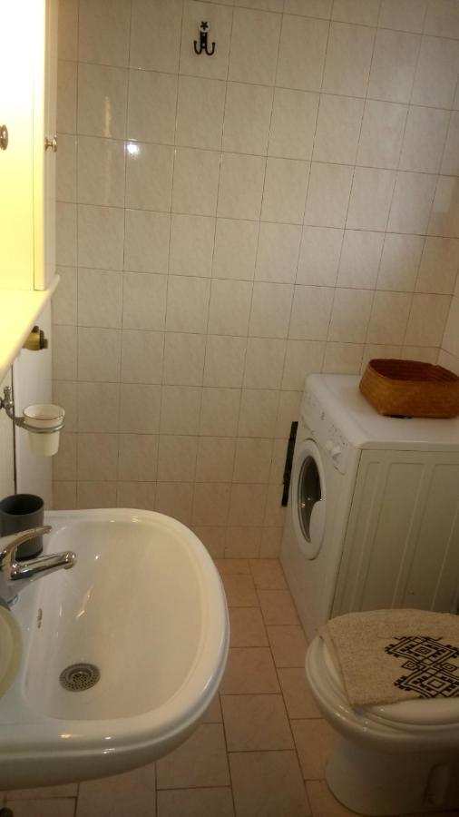 Phoeve Apt-Lovely 1-Br Rental Near The Beach Kalathas Exterior foto