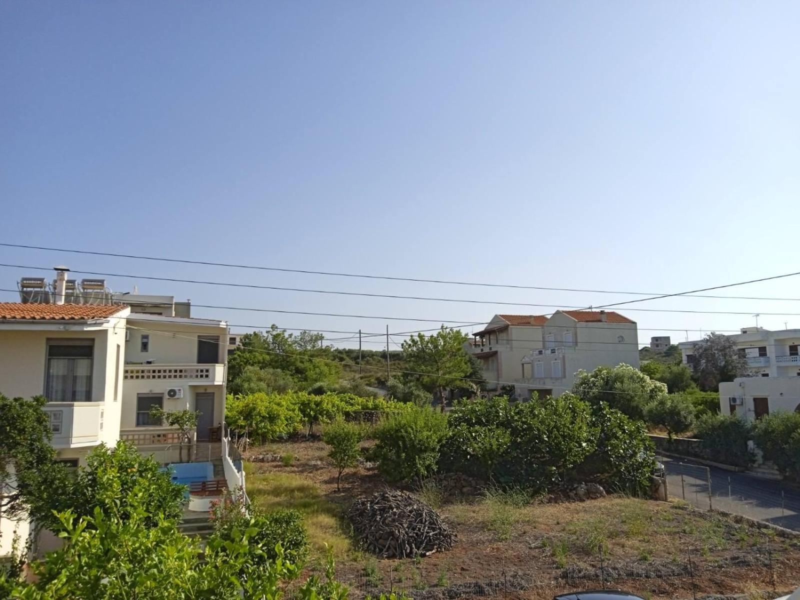 Phoeve Apt-Lovely 1-Br Rental Near The Beach Kalathas Exterior foto